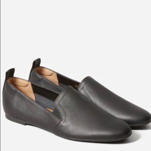 Everlane NWOT black leather slip-on